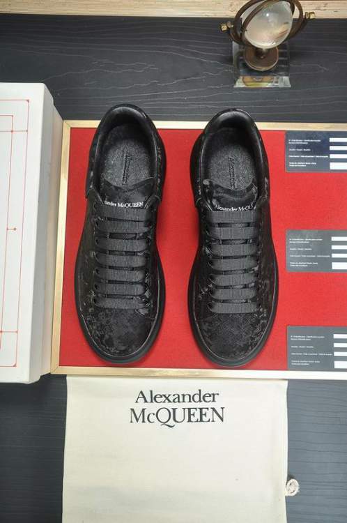 Picture of Alexander McQueen Shoes _SKUAlexanderMcQueensz35-44mnw0403197